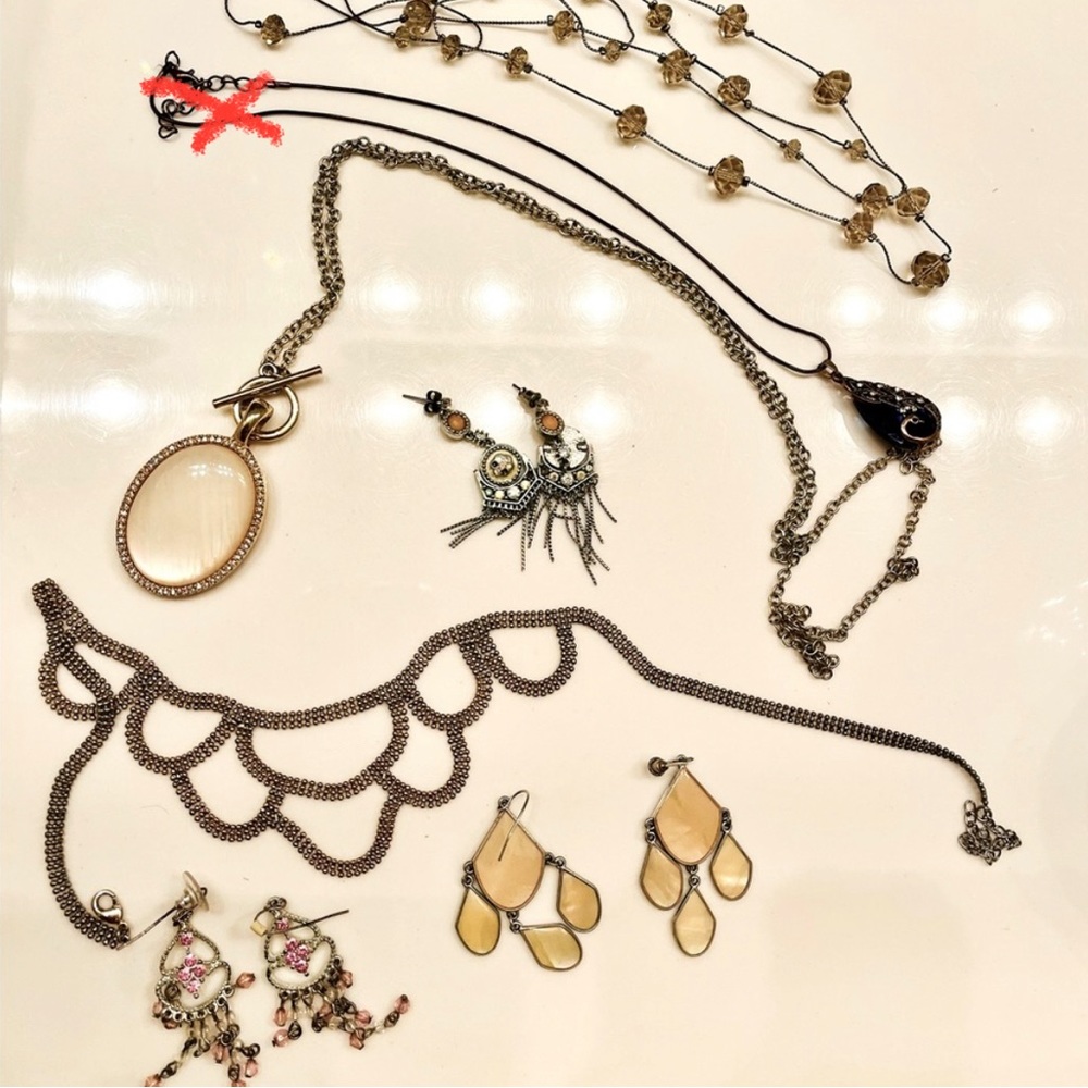 Batch of Preloved Accessories